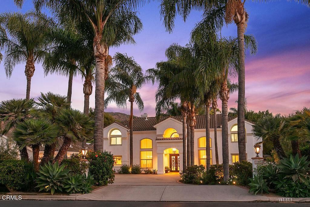 MLS #V1-32467 image #0