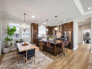 MLS #V1-32535 image #0