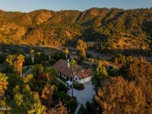 MLS #V1-33105 image #0