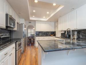 MLS #V1-33138 image #0