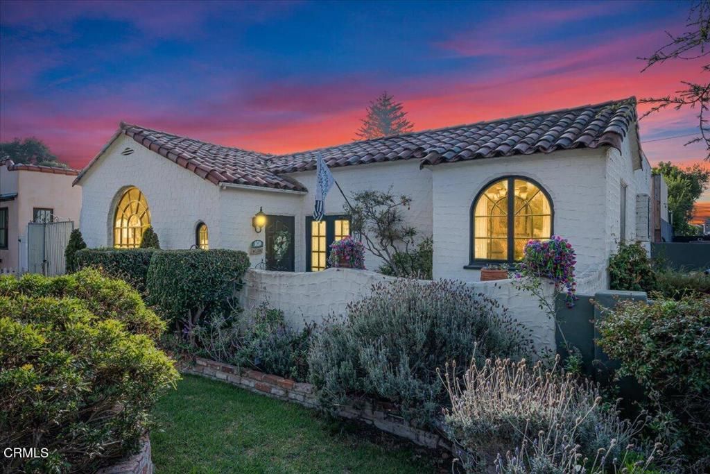 MLS #V1-33265 image #0