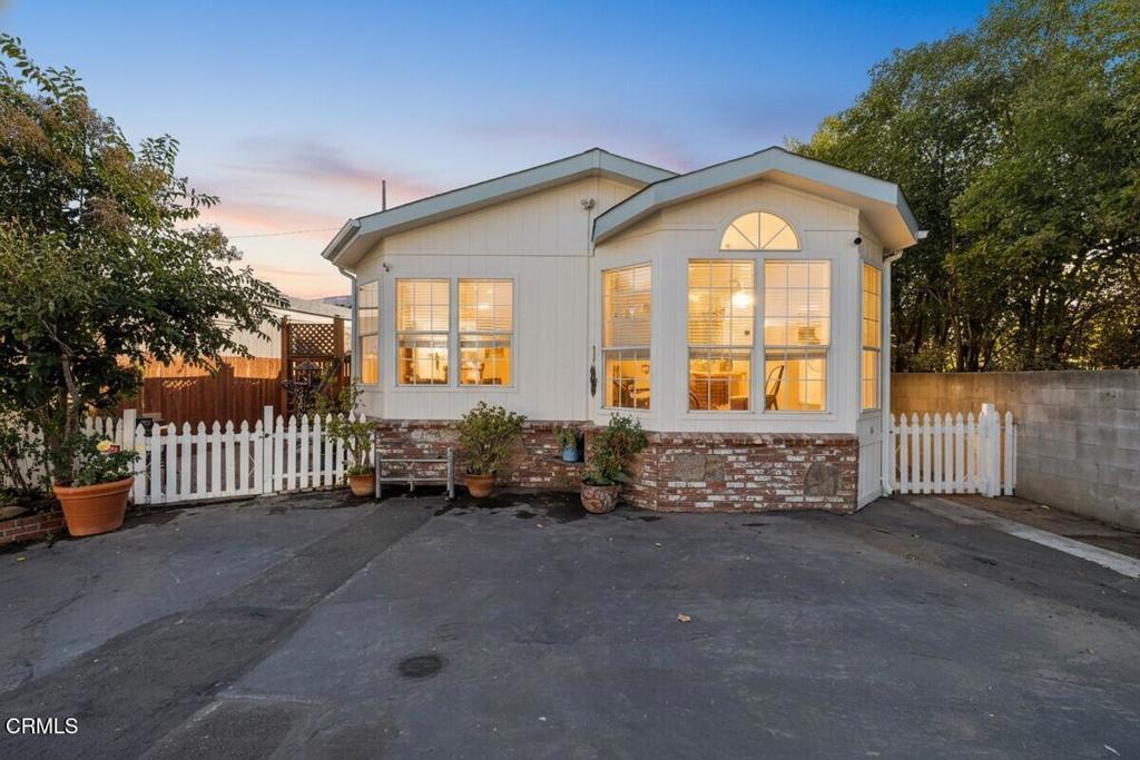 MLS #V1-33303 image #0