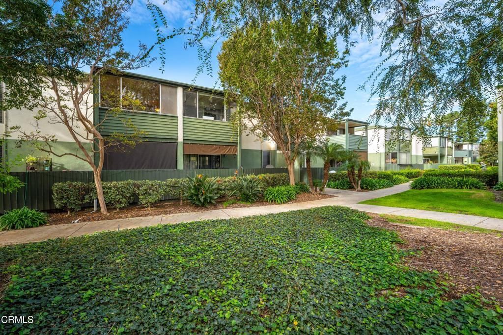 MLS #V1-33461 image #0