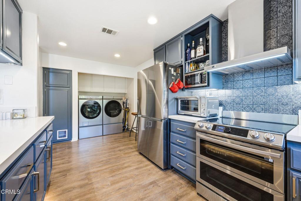 MLS #V1-33745 image #0