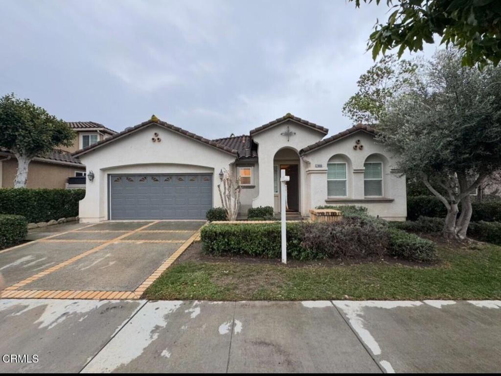 MLS #V1-33838 image #0