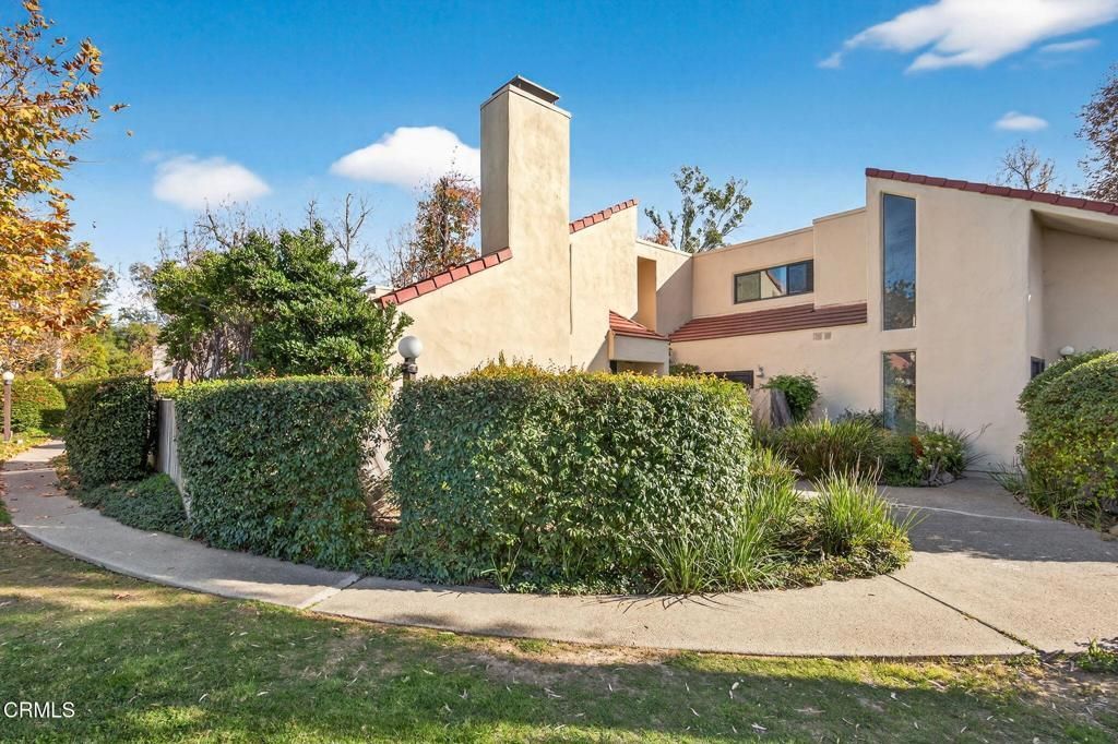 MLS #V1-33841 image #0