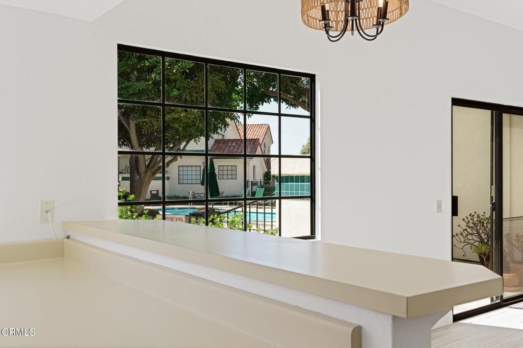 MLS #V1-34042 image #0