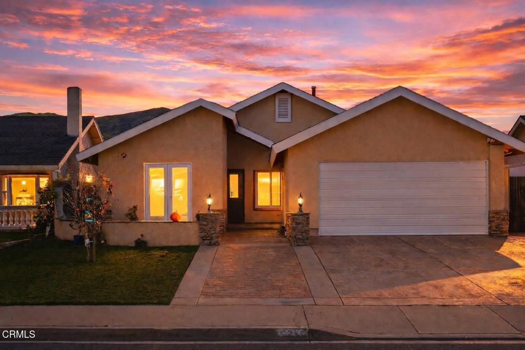 MLS #V1-34054 image #0