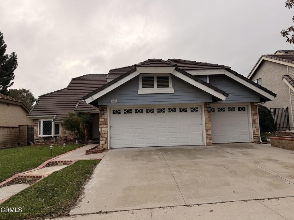 MLS #V1-34099 image #0