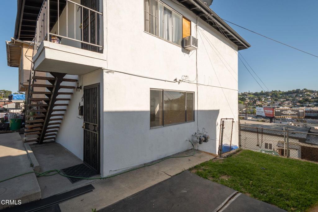 4552 Catalpa ST Los Angeles CA 90032 | MLS #V1-35130 45 MLS #V1-35130 image #0