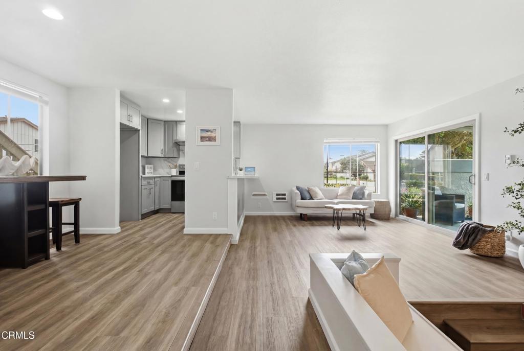 3107 Harbor BL Oxnard CA 93035 | MLS #V1-36447 41 MLS #V1-36447 image #0