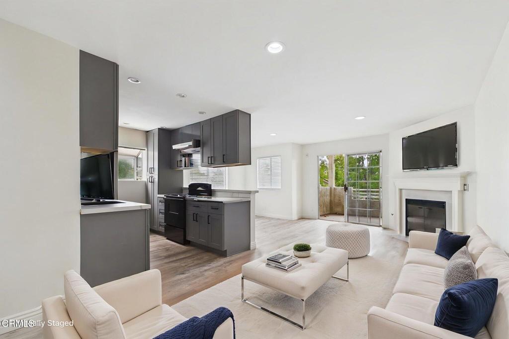2623 Antonio DR #112 Camarillo CA 93010 | MLS #V1-36874 25 MLS #V1-36874 image #0