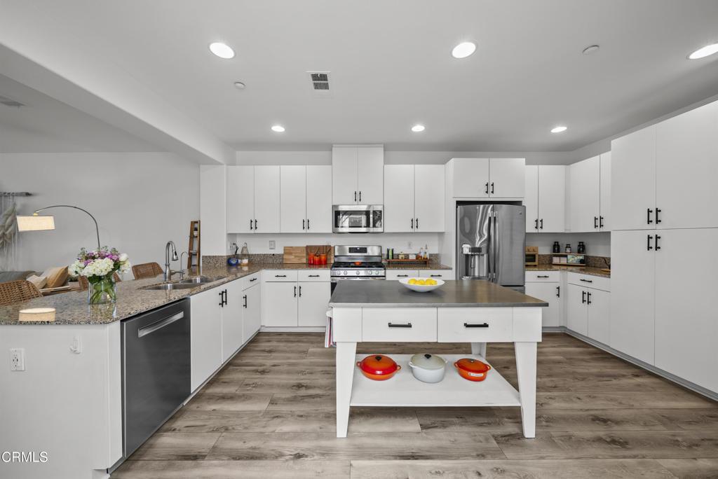 731 Forest Park BL Oxnard CA 93036 | MLS #V1-37222 41 MLS #V1-37222 image #0