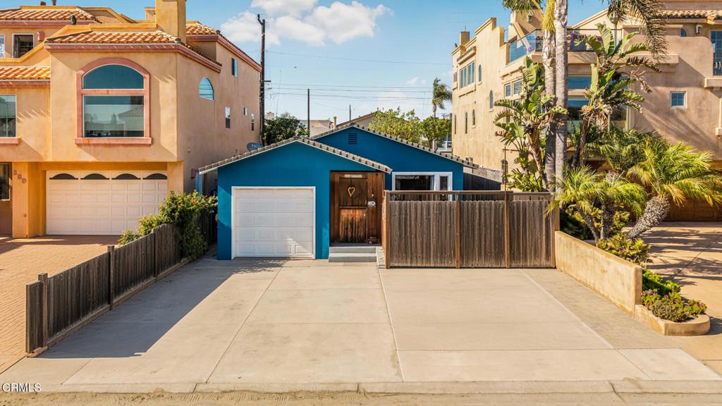 293 Hollywood BL Oxnard CA 93035 | MLS #V1-38173 45 MLS #V1-38173 image #0