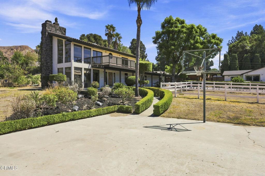 11370 Brainard AV Los Angeles CA 91342 | MLS #V1-38241 41 MLS #V1-38241 image #0