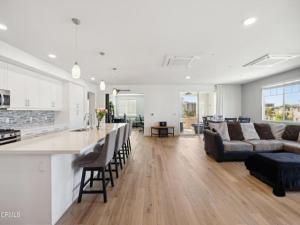MLS #V1-39205 image #0