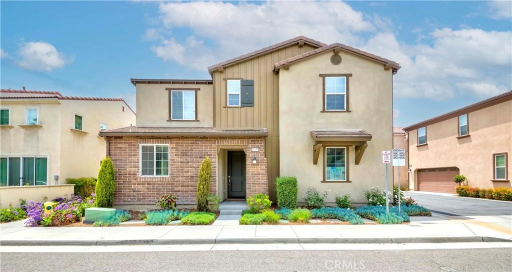 MLS #WS25106958 img 0