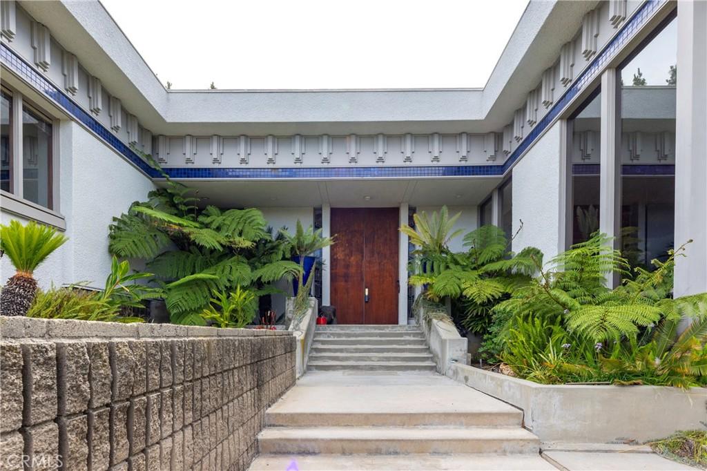 MLS #WS25125127 image #0