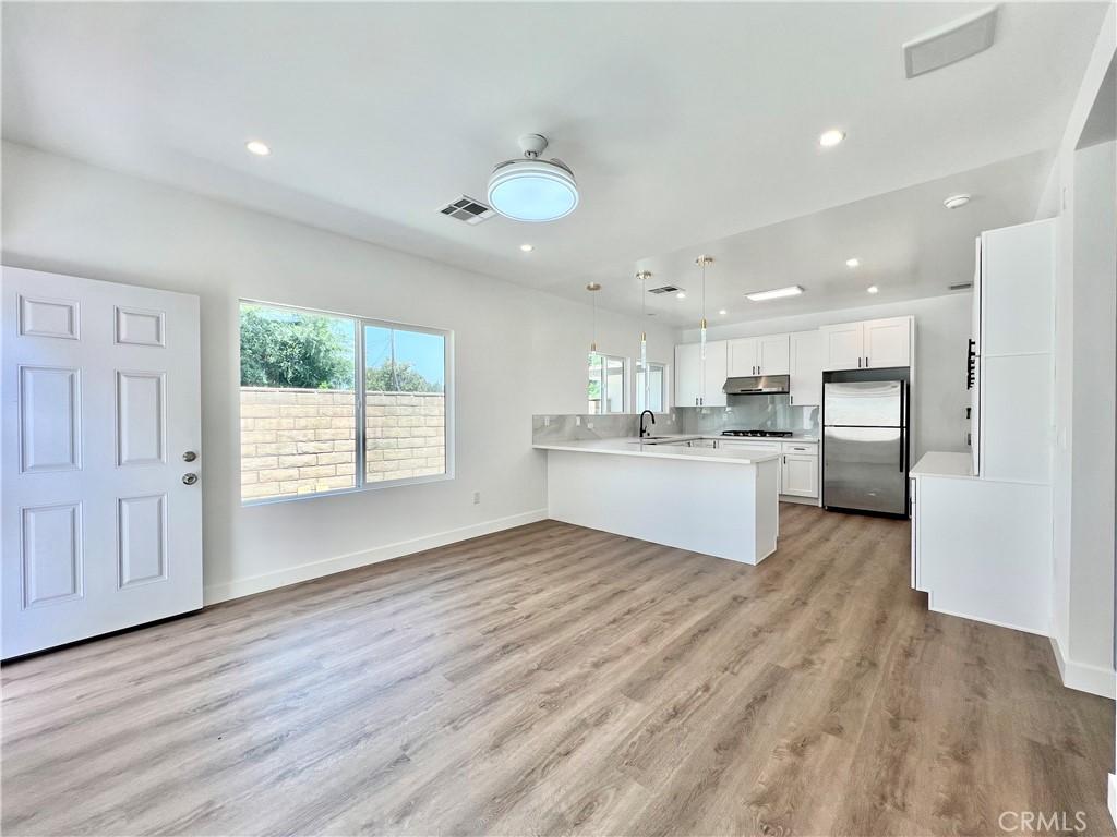 MLS #WS25132726 img 0