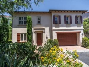 MLS #WS25139481 image #0