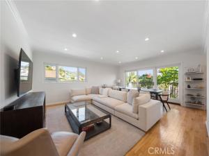 MLS #WS25153050 image #0