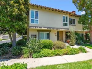 MLS #WS25162616 image #0