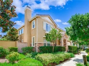 MLS #WS25176865 image #0