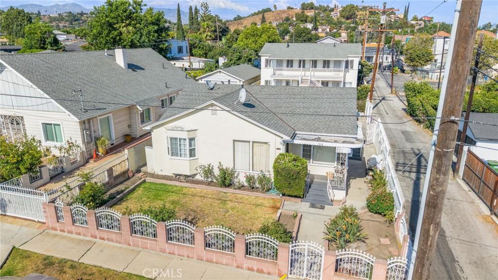 MLS #WS25190799 image #0