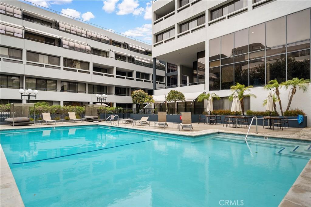 MLS #WS25199016 image #0