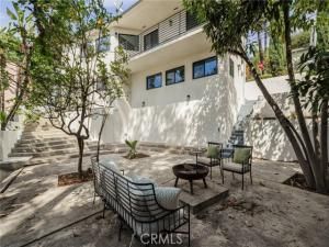 MLS #WS25224477 image #0