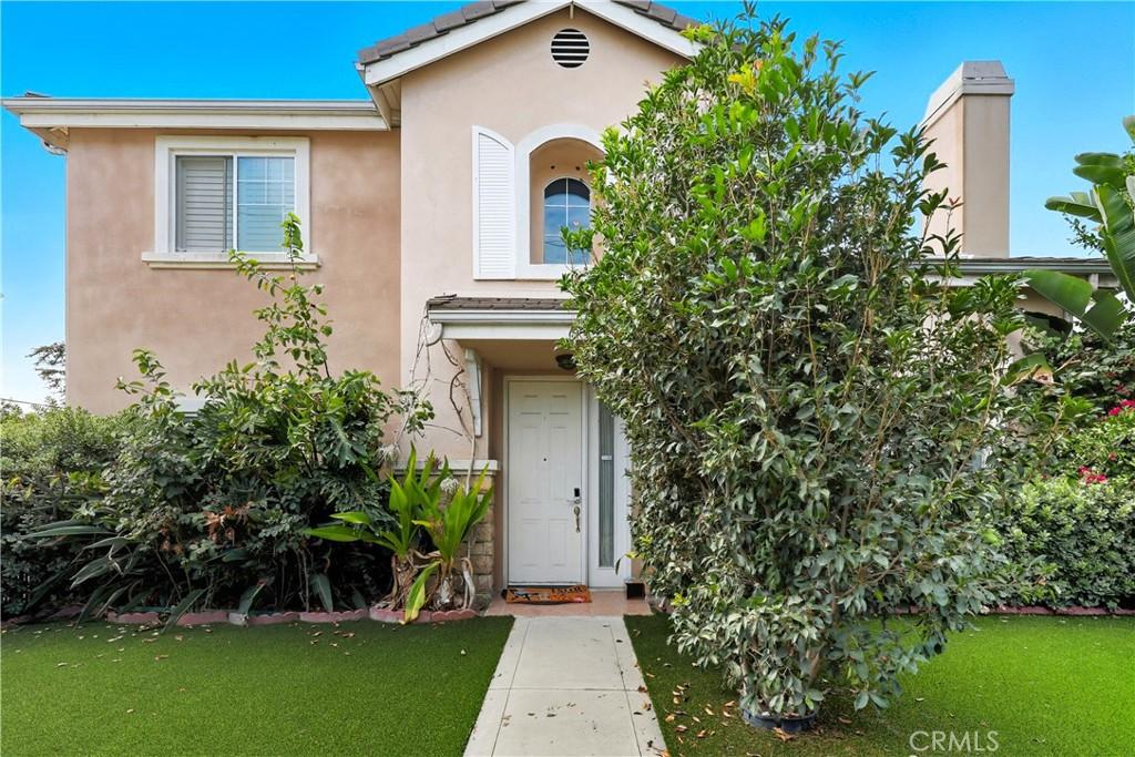 MLS #WS25227442 image #0