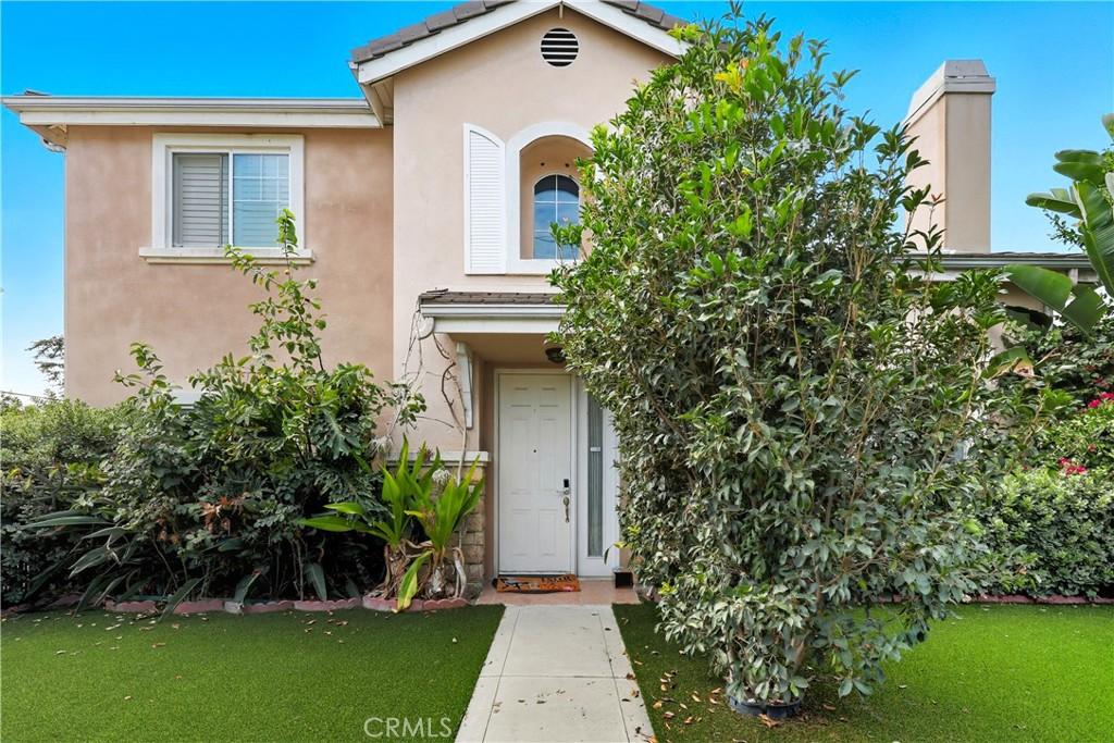 MLS #WS25227442 image #0