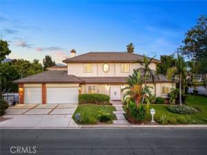 MLS #WS25232454 image #0