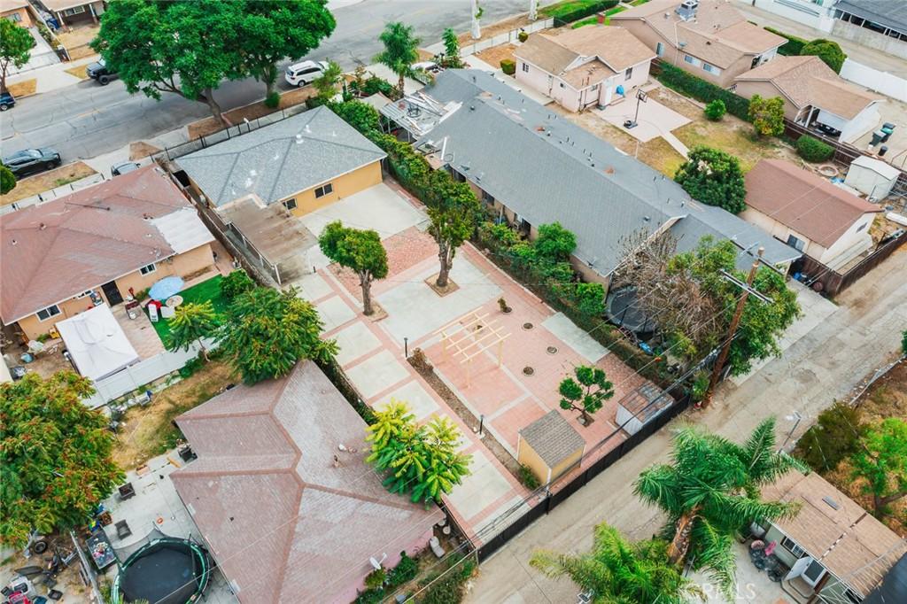 MLS #WS25238387 image #0