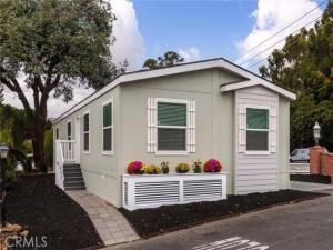 MLS #WS25239223 image #0