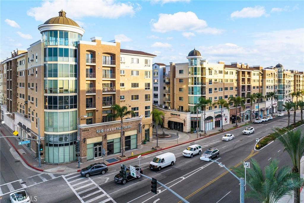 MLS #WS25242495 image #0