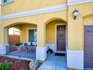 MLS #WS25246586 image #0