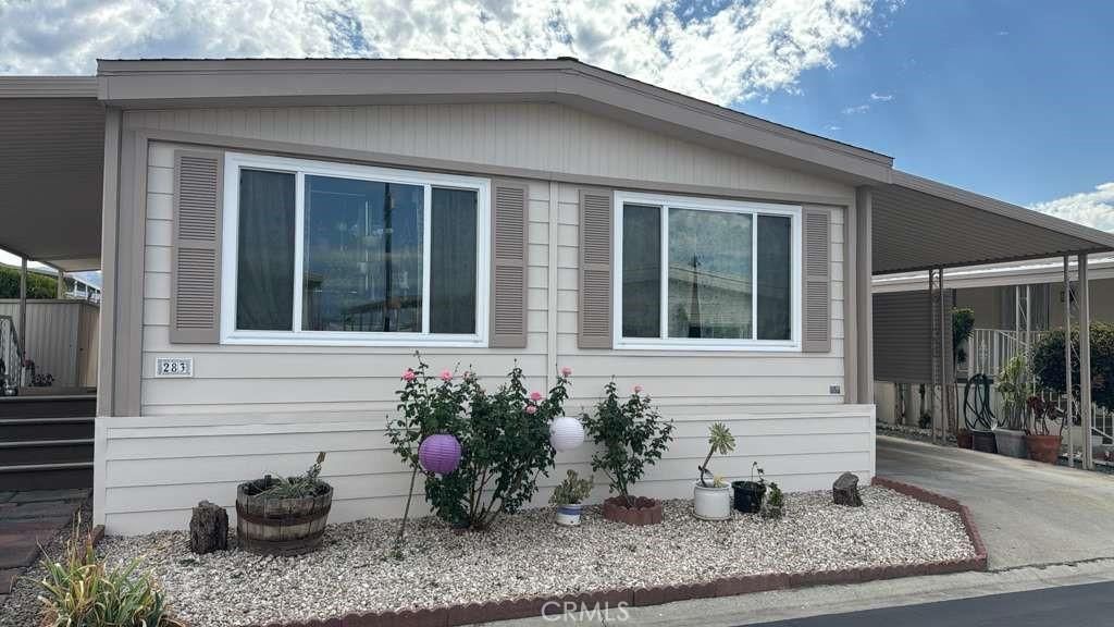 MLS #WS25253891 image #0