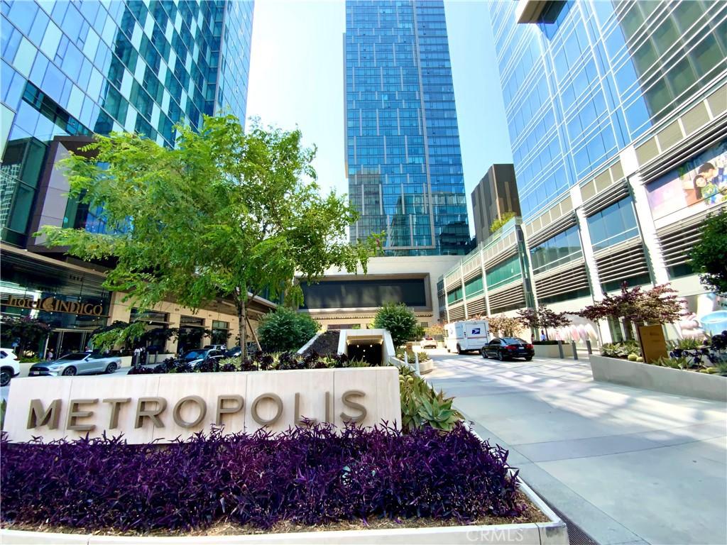 MLS #WS25256831 image #0