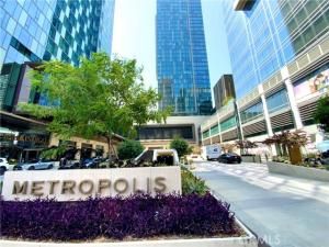 MLS #WS25256831 image #0