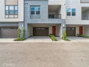 MLS #WS25259970 image #0