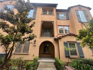 MLS #WS25260520 image #0