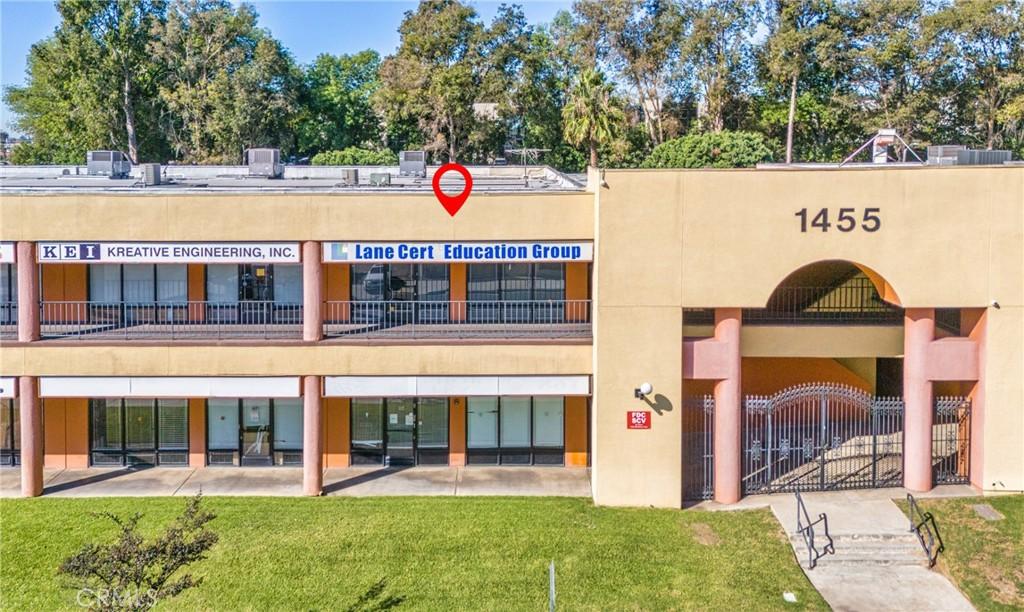 MLS #WS25261877 image #0