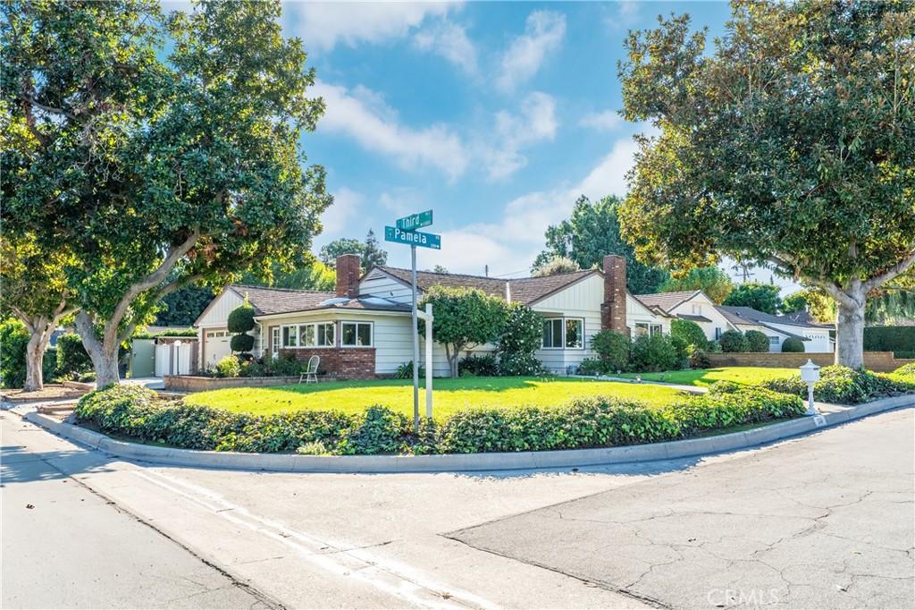 MLS #WS25267481 image #0