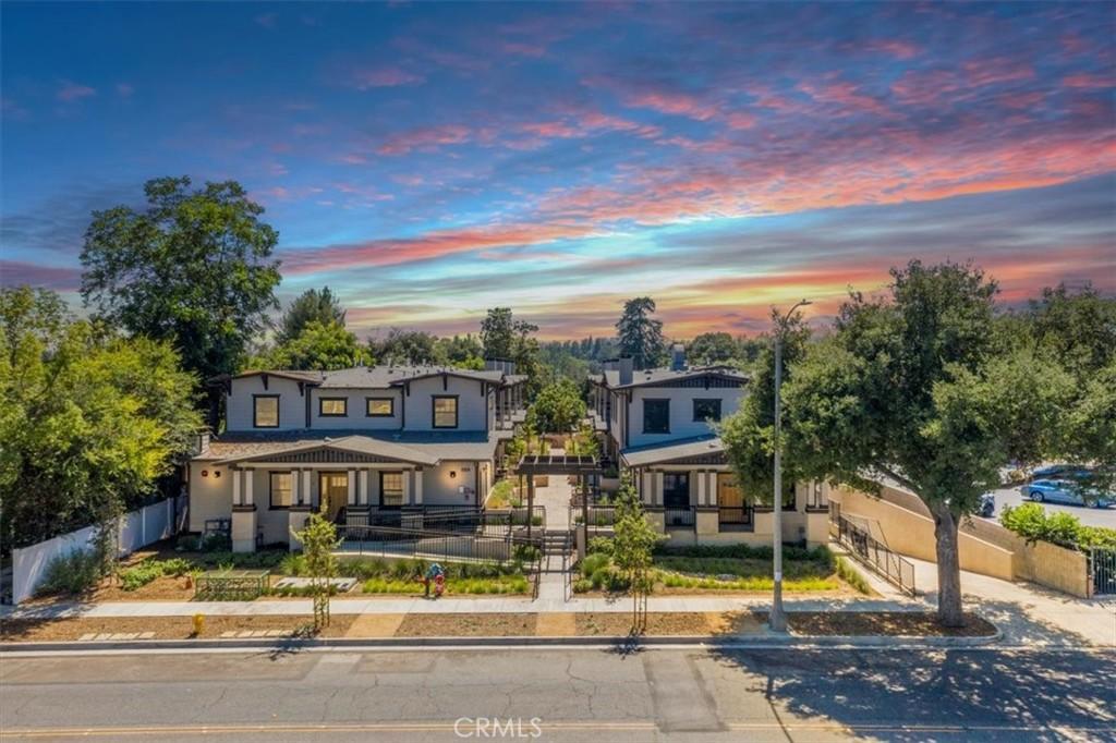 MLS #WS25269297 image #0