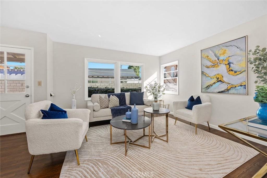 MLS #WS25269681 image #0