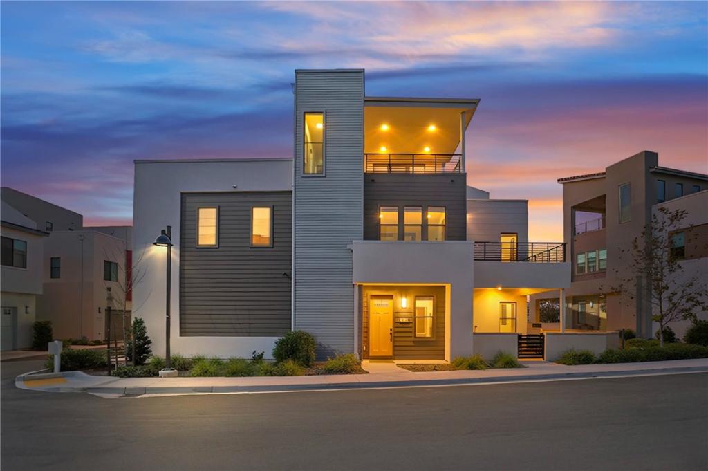 MLS #WS25272354 image #0