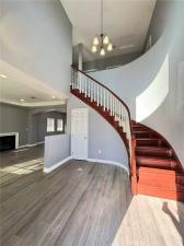 MLS #WS25272554 image #0