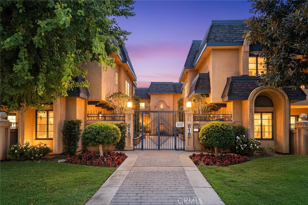 MLS #WS25275525 image #0