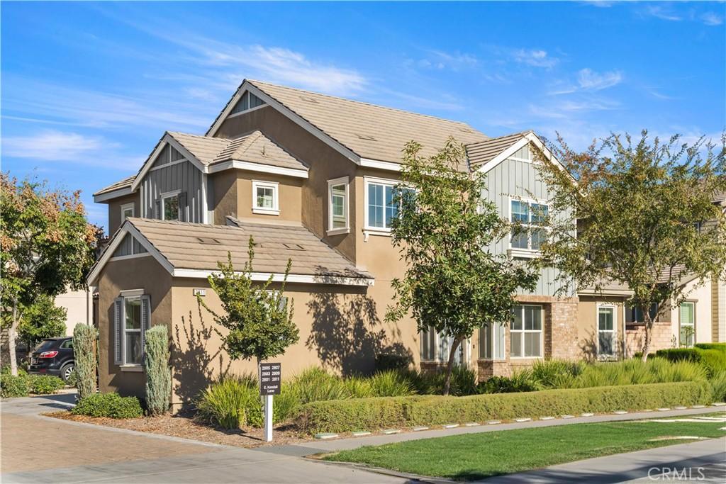 MLS #WS25275953 image #0